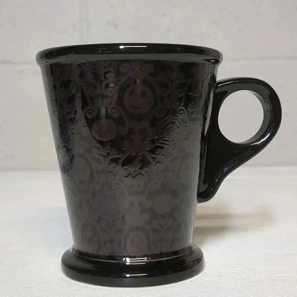 Disney Hallmark The Nightmare Before Christmas Color Changing Coffee Mug - Picture 1 of 5